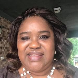 Meet your Posher, Estella